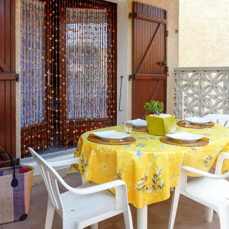 Holiday home Holiday - Gru200